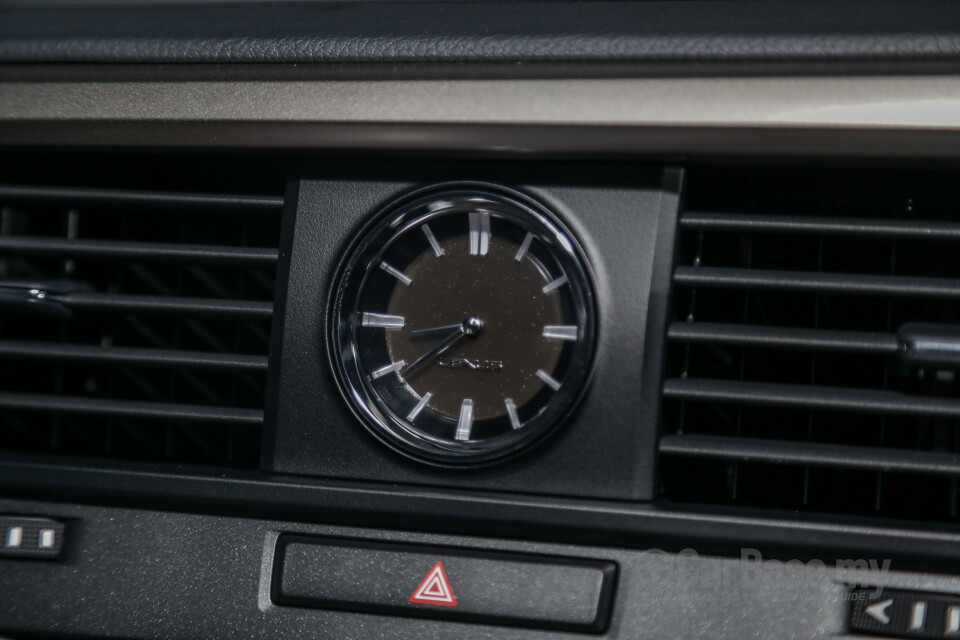 Mazda MX-5 ND (2015) Interior