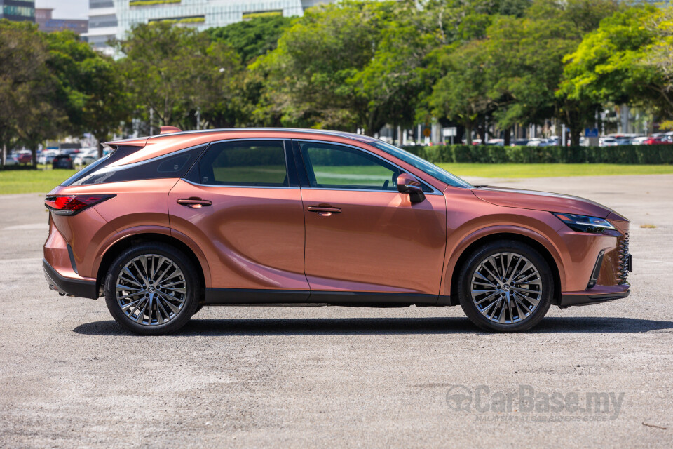 Lexus RX ALA10 (2023) Exterior