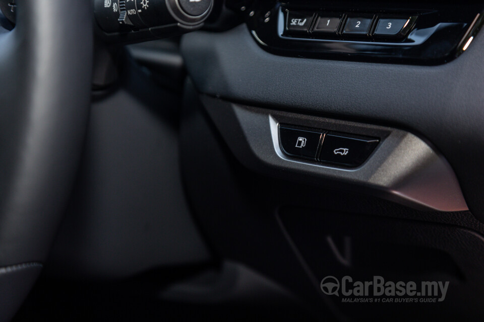 Lexus RX ALA10 (2023) Interior