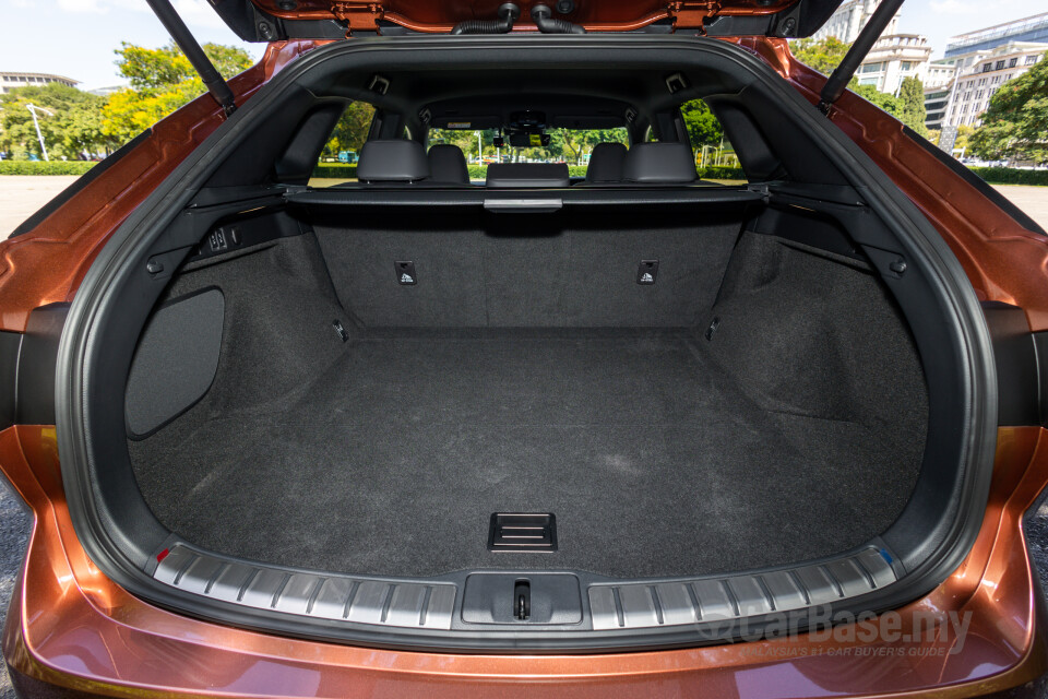 Lexus RX ALA10 (2023) Interior