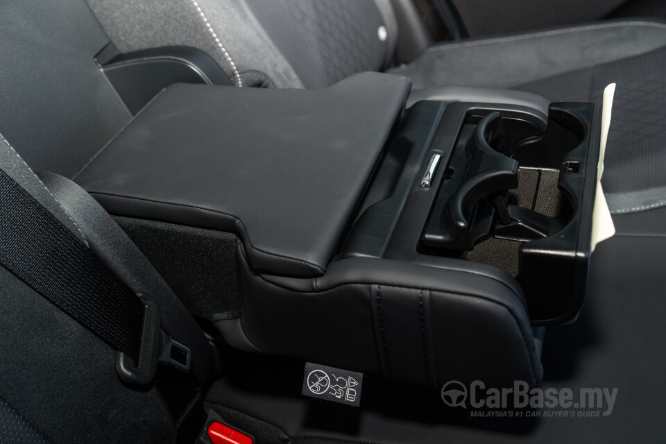 Lexus RX ALA10 (2023) Interior