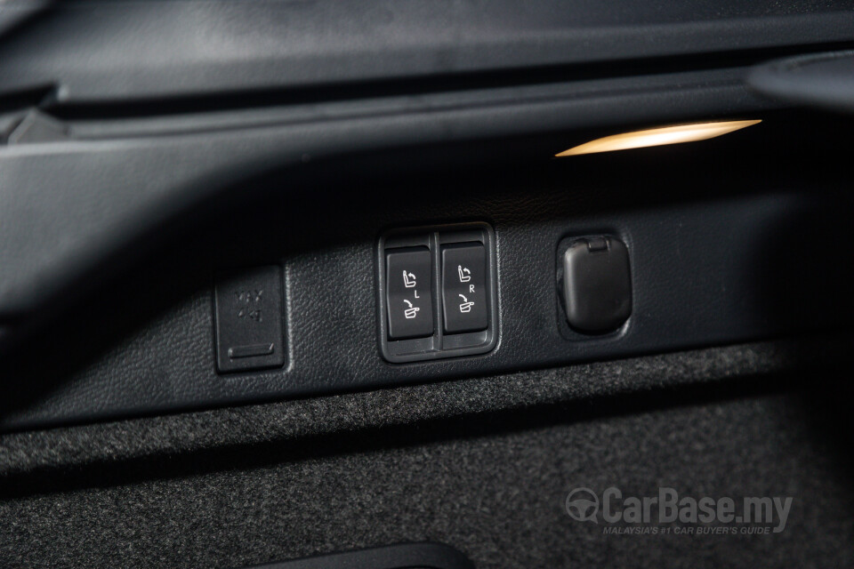 Lexus RX ALA10 (2023) Interior