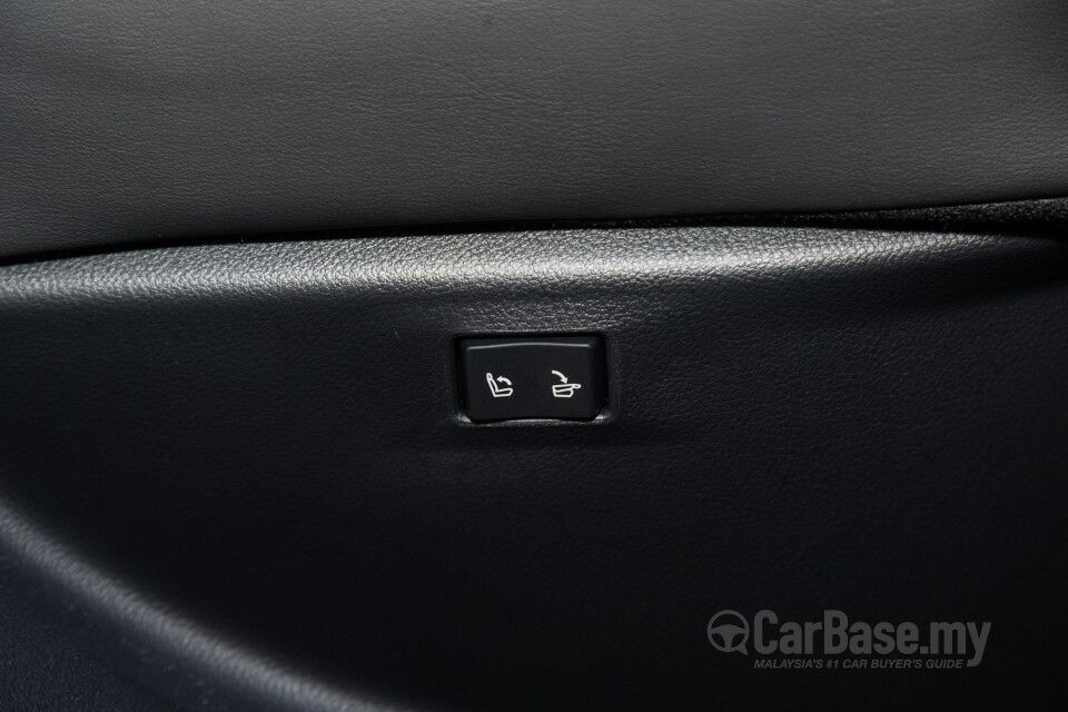 Lexus RX ALA10 (2023) Interior