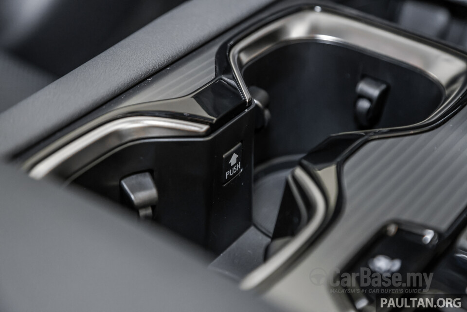Lexus RX ALA10 (2023) Interior