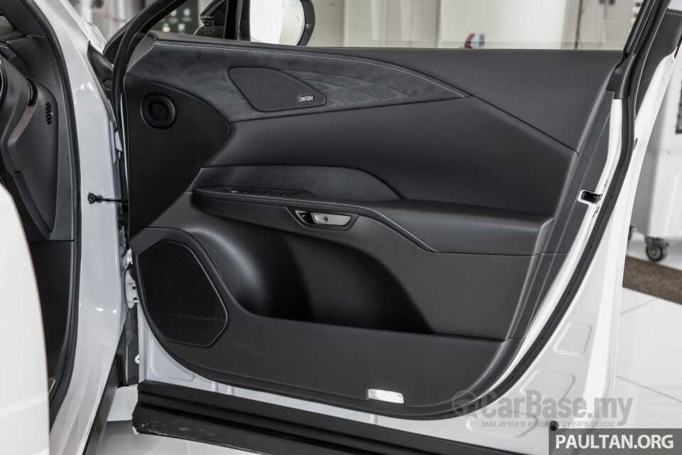 Lexus RX ALA10 (2023) Interior