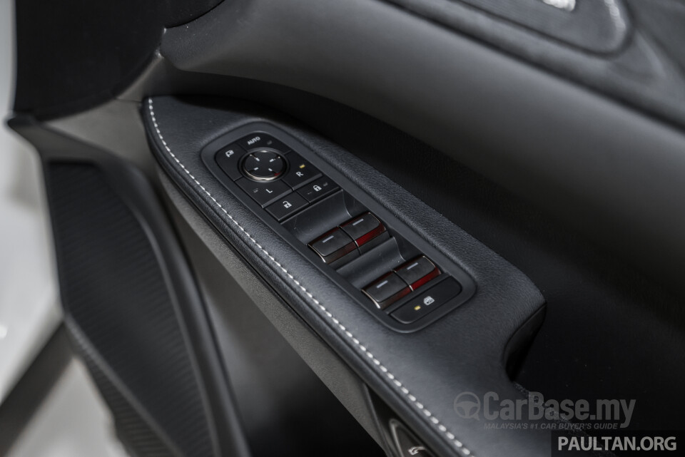 Lexus RX ALA10 (2023) Interior