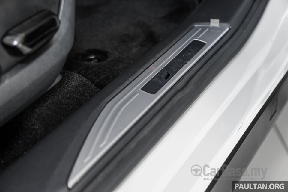 Lexus RX ALA10 (2023) Interior