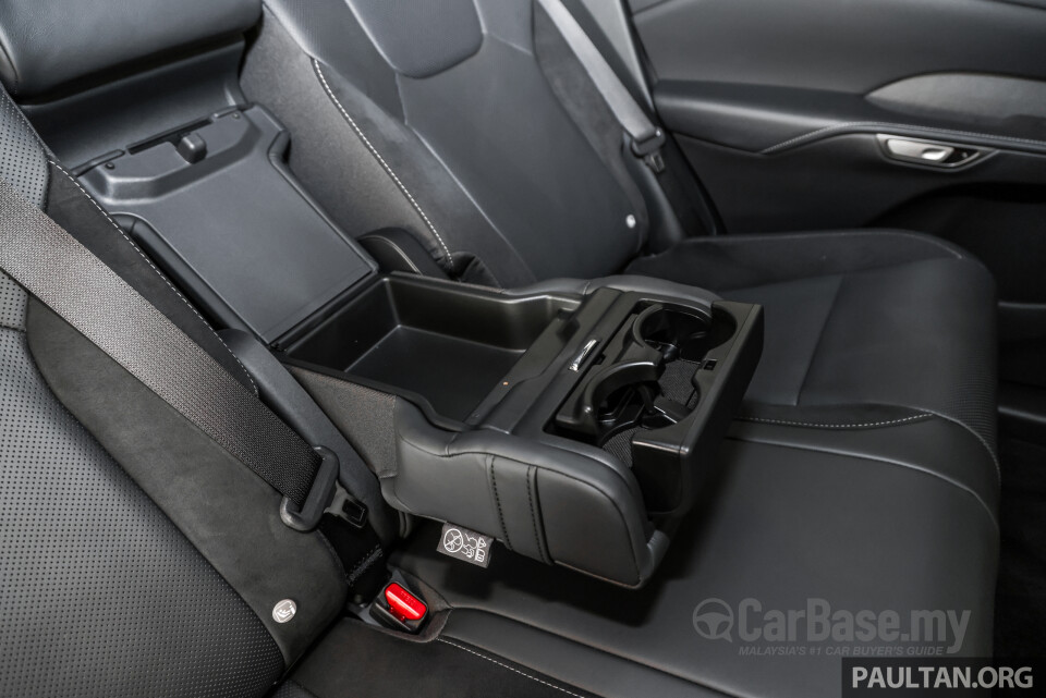 Lexus RX ALA10 (2023) Interior