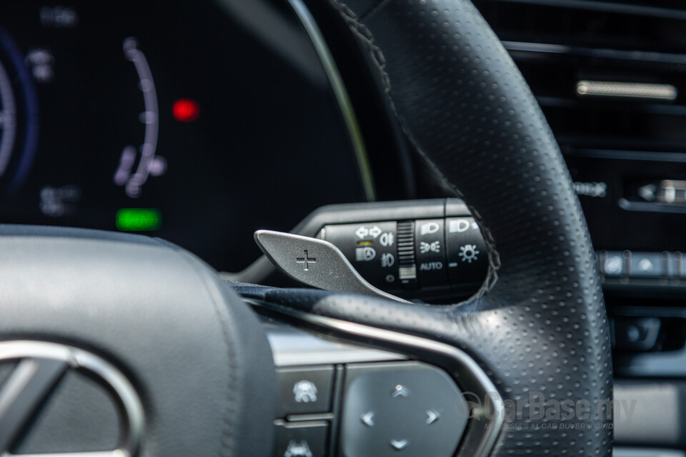 Lexus RX ALA10 (2023) Interior