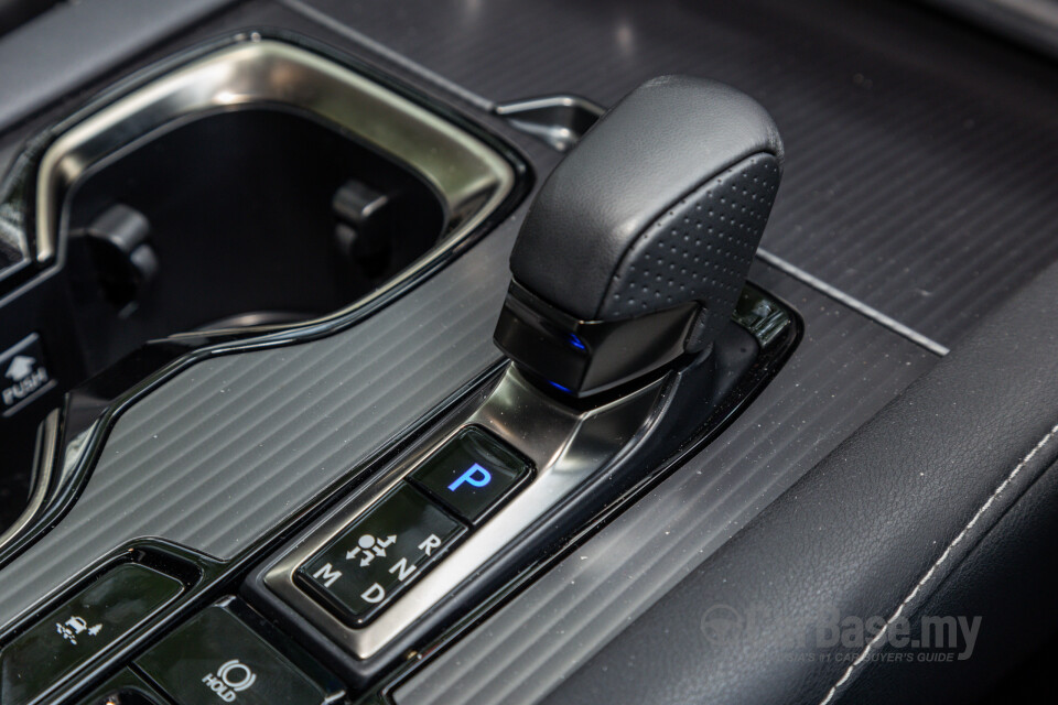 Lexus RX ALA10 (2023) Interior
