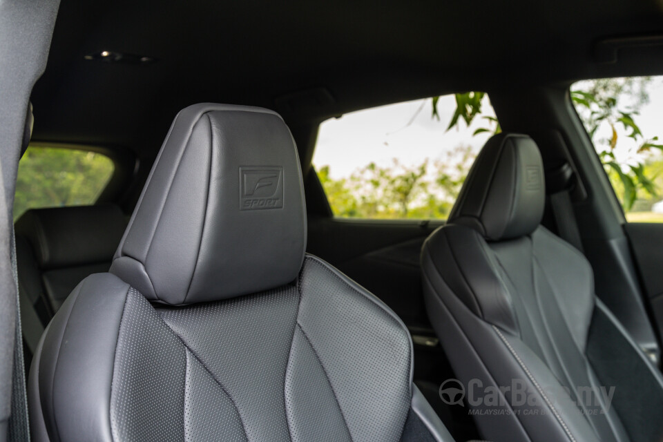 Lexus RX ALA10 (2023) Interior