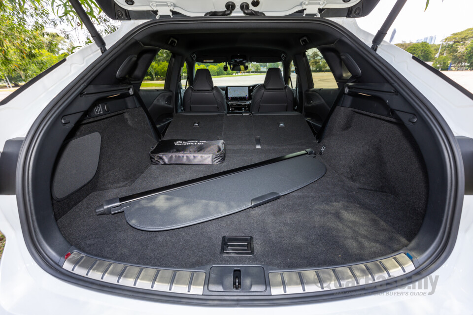 Lexus RX ALA10 (2023) Interior