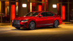 Lexus LS Exterior photo
