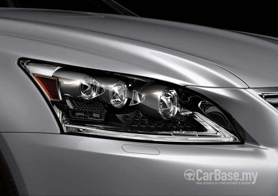 Lexus LS XF40 Facelift (2012) Exterior