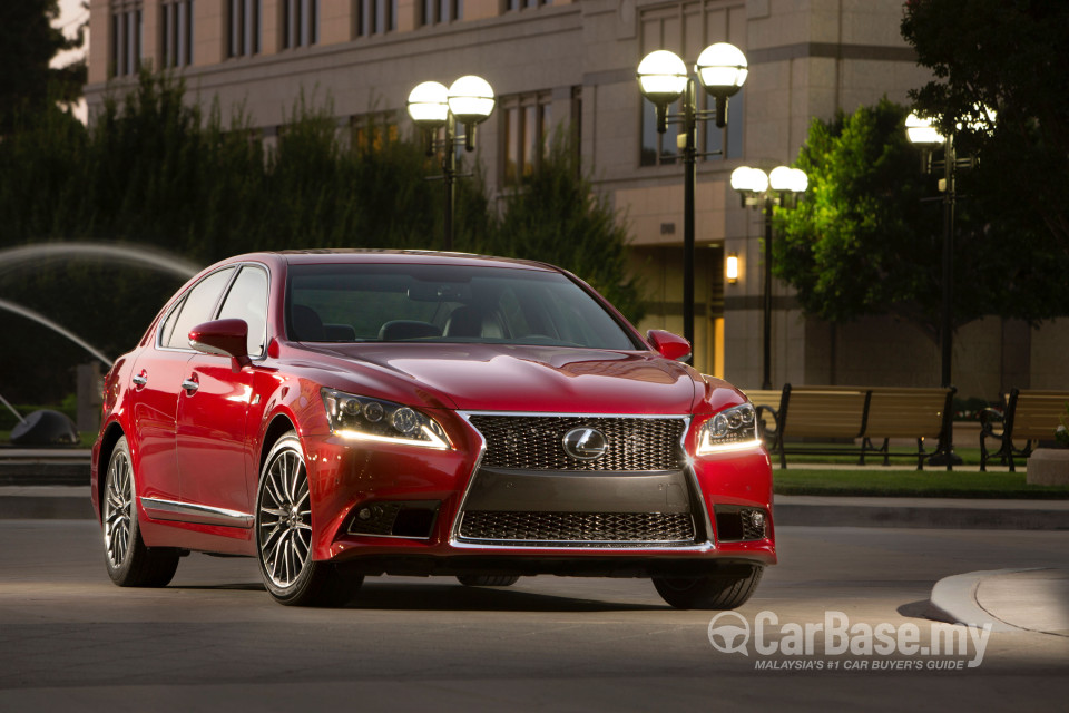 Lexus LS XF40 Facelift (2012) Exterior