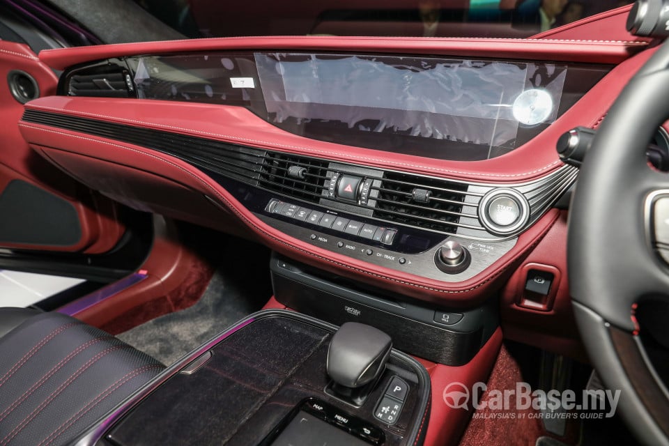 Lexus LS XF50 (2018) Interior