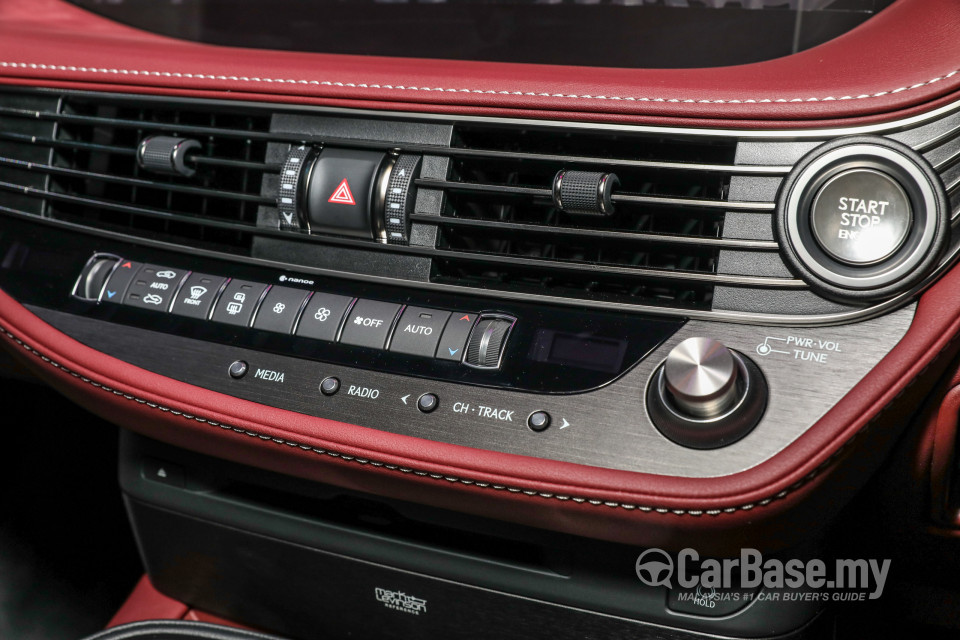 Lexus LS XF50 (2018) Interior