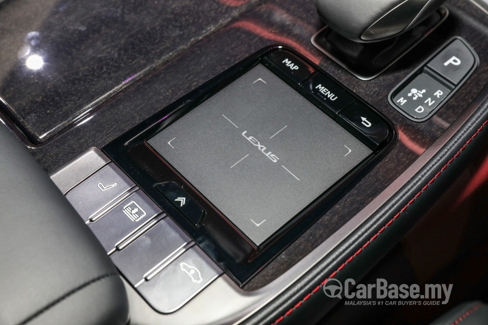 Lexus LS XF50 (2018) Interior
