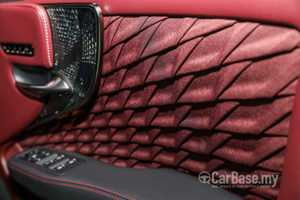Lexus LS XF50 (2018) Interior