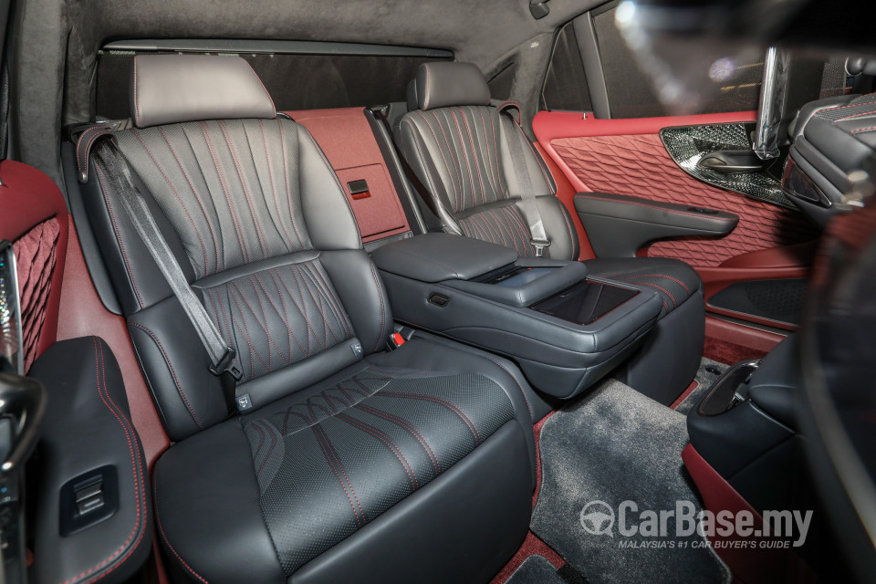 Lexus LS XF50 (2018) Interior