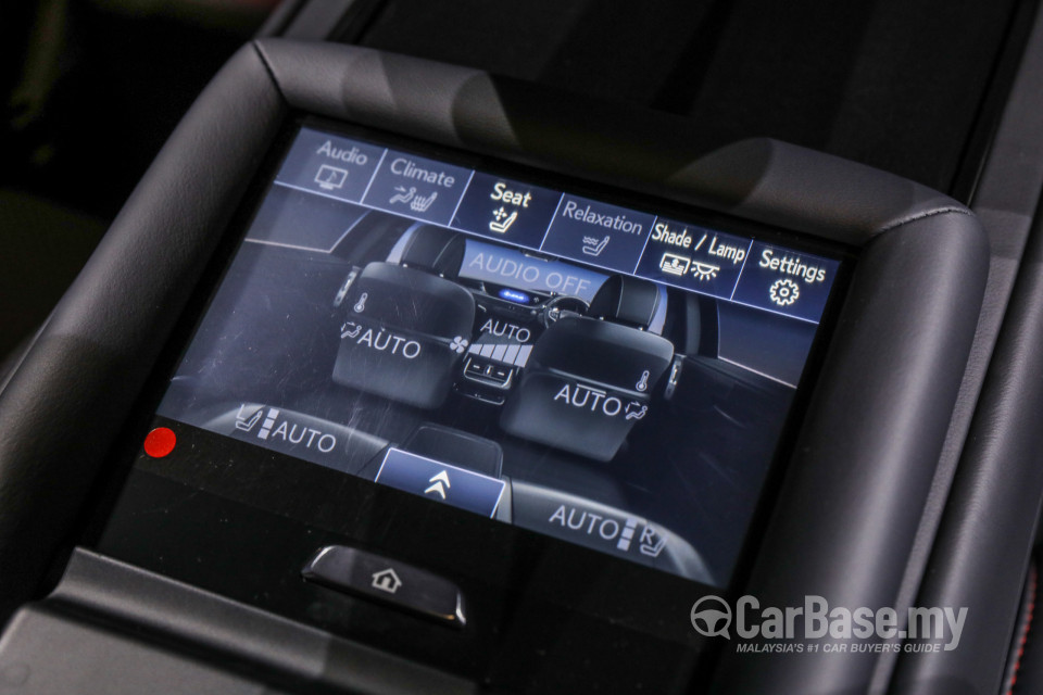 Lexus LS XF50 (2018) Interior