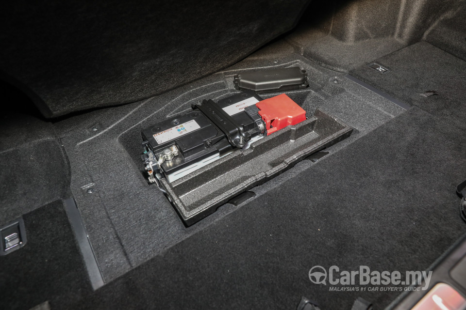 Lexus LS XF50 (2018) Interior
