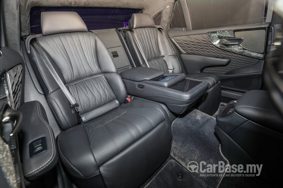 Lexus LS XF50 (2018) Interior