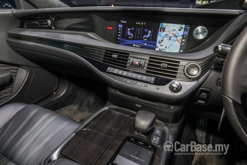 Lexus LS XF50 (2018) Interior