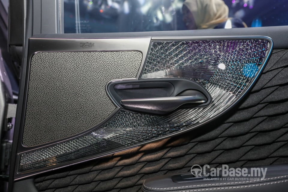 Lexus LS XF50 (2018) Interior