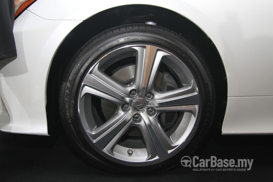 Lexus RC 1st Generation (2014) Exterior