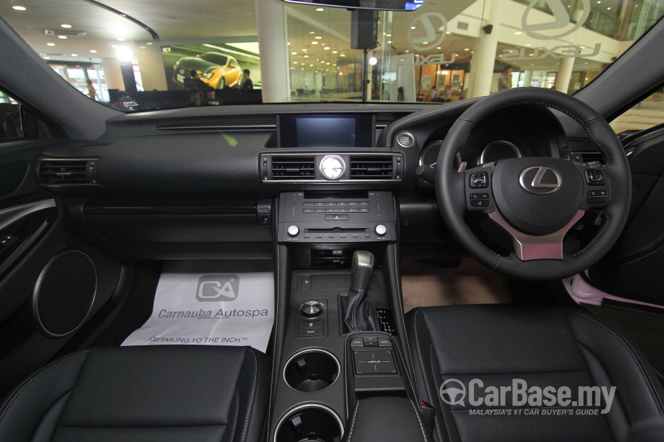 Lexus RC 1st Generation (2014) Interior