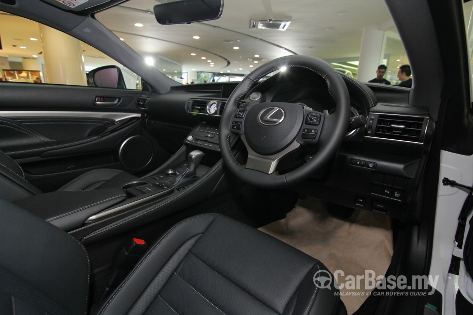 Lexus RC 1st Generation (2014) Interior