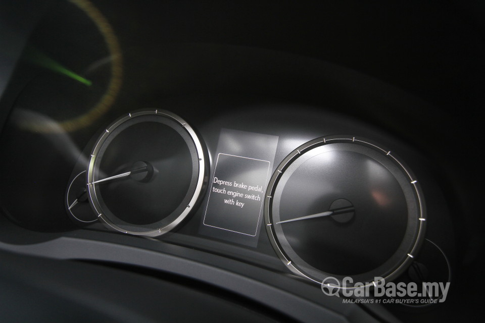 Lexus RC 1st Generation (2014) Interior