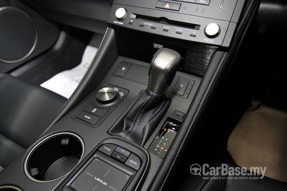 Lexus RC 1st Generation (2014) Interior