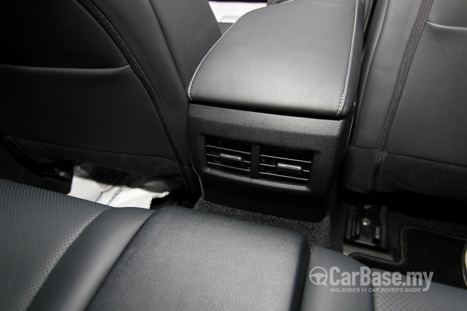 Lexus RC 1st Generation (2014) Interior