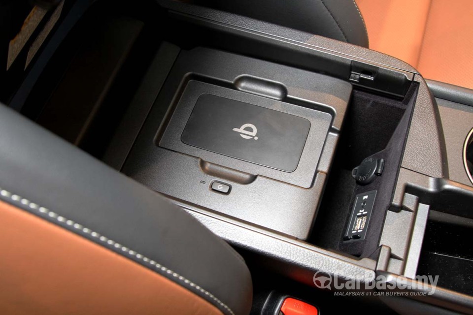 Lexus NX 1st Gen  (2015) Interior