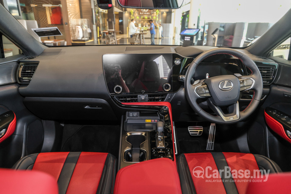 Lexus NX AZ20 (2022) Interior