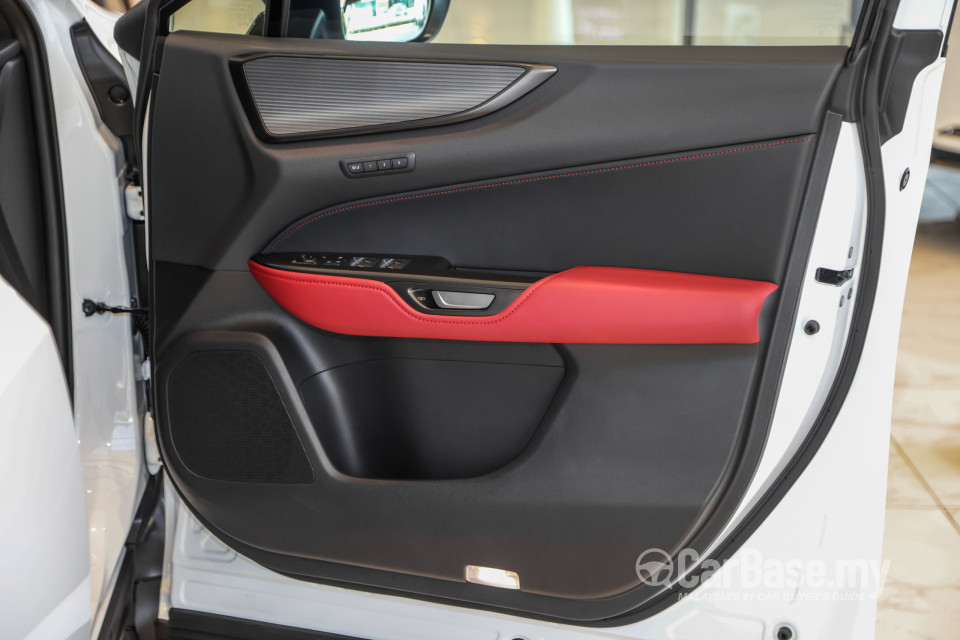 Lexus NX AZ20 (2022) Interior