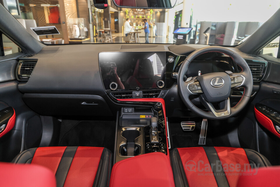 Lexus NX AZ20 (2022) Interior