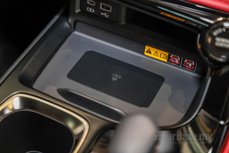 Lexus NX AZ20 (2022) Interior