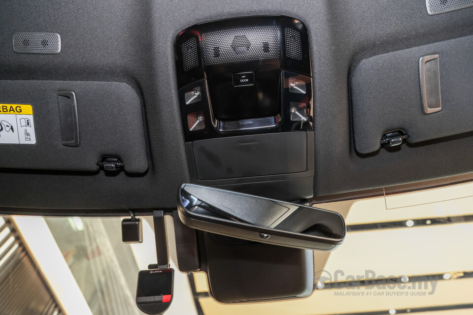 Lexus NX AZ20 (2022) Interior