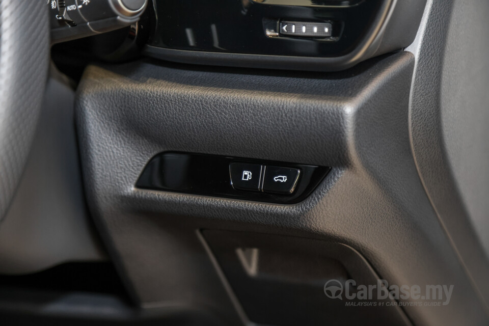 Lexus NX AZ20 (2022) Interior