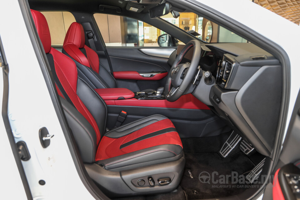 Lexus NX AZ20 (2022) Interior