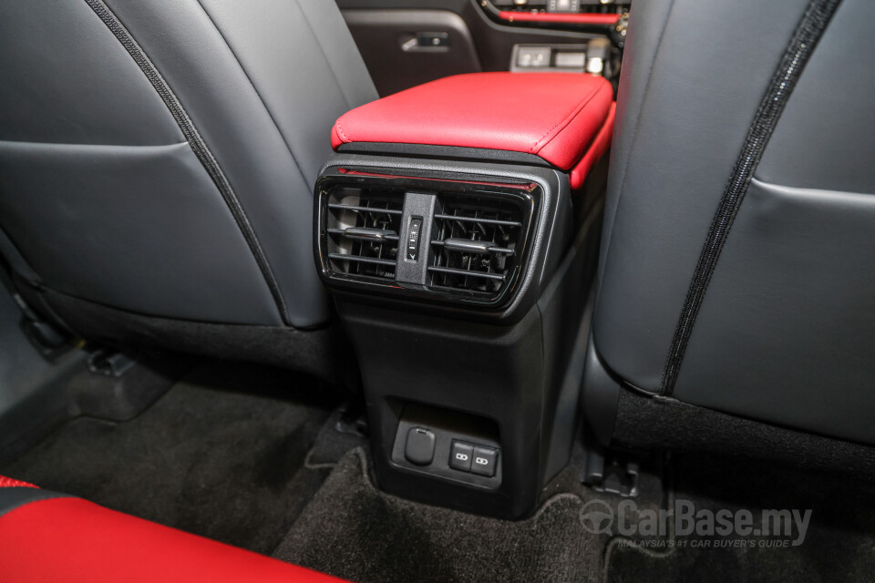 Lexus NX AZ20 (2022) Interior