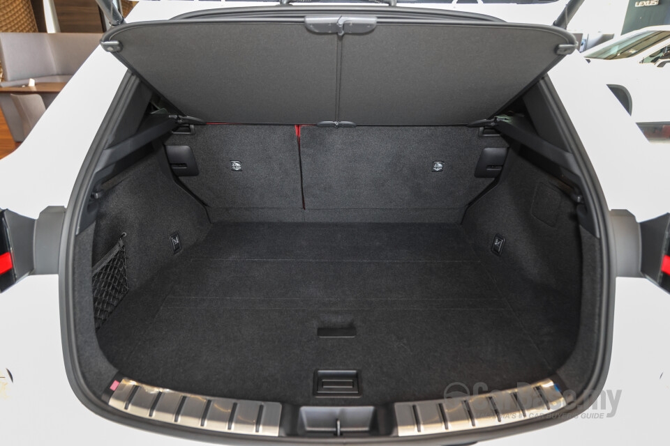 Lexus NX AZ20 (2022) Interior
