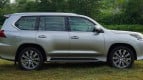 Lexus LX Exterior photo