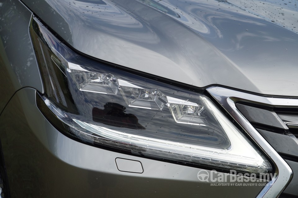 Lexus LX J200 Facelift (2015) Exterior