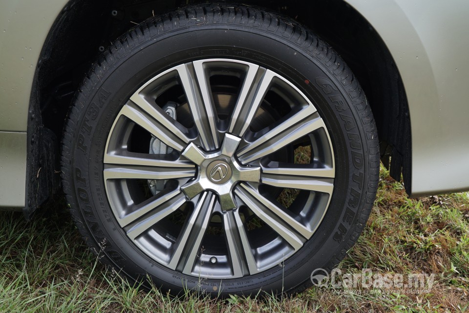 Lexus LX J200 Facelift (2015) Exterior