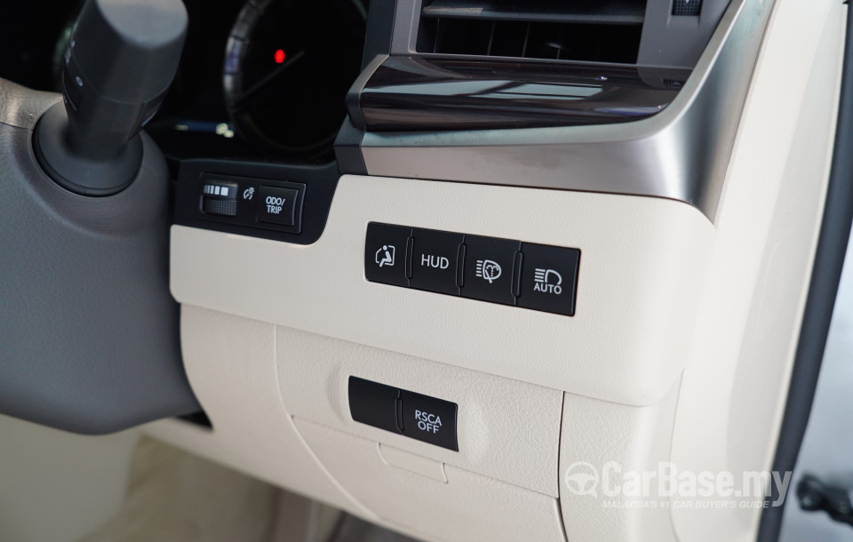 Lexus LX J200 Facelift (2015) Interior