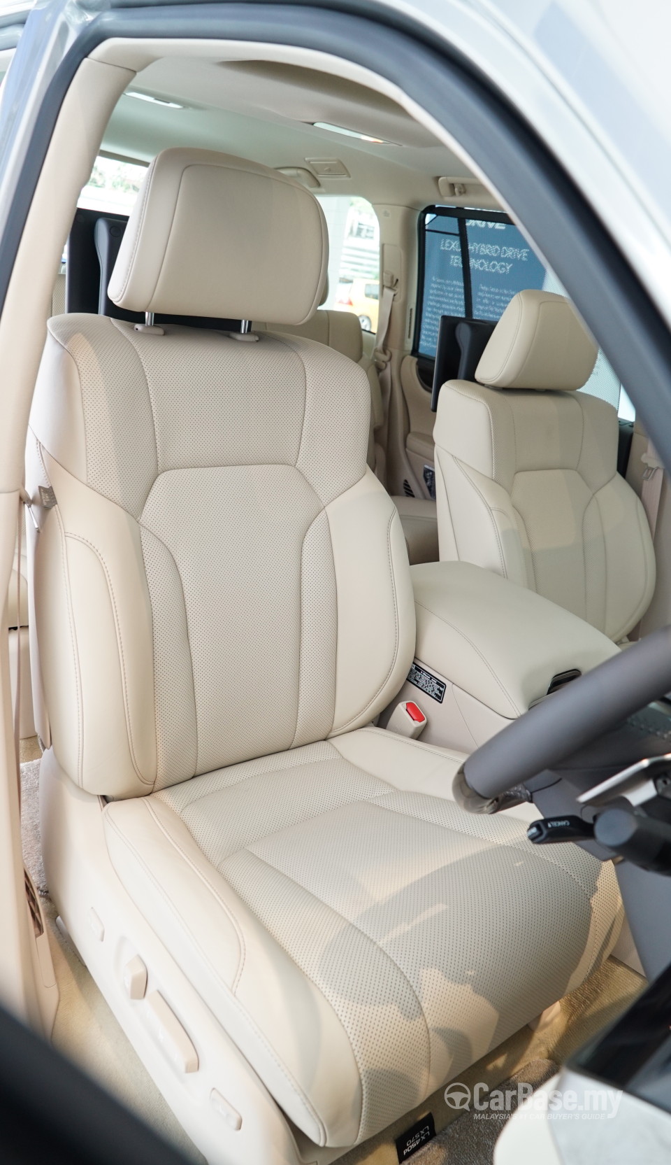 Lexus LX J200 Facelift (2015) Interior